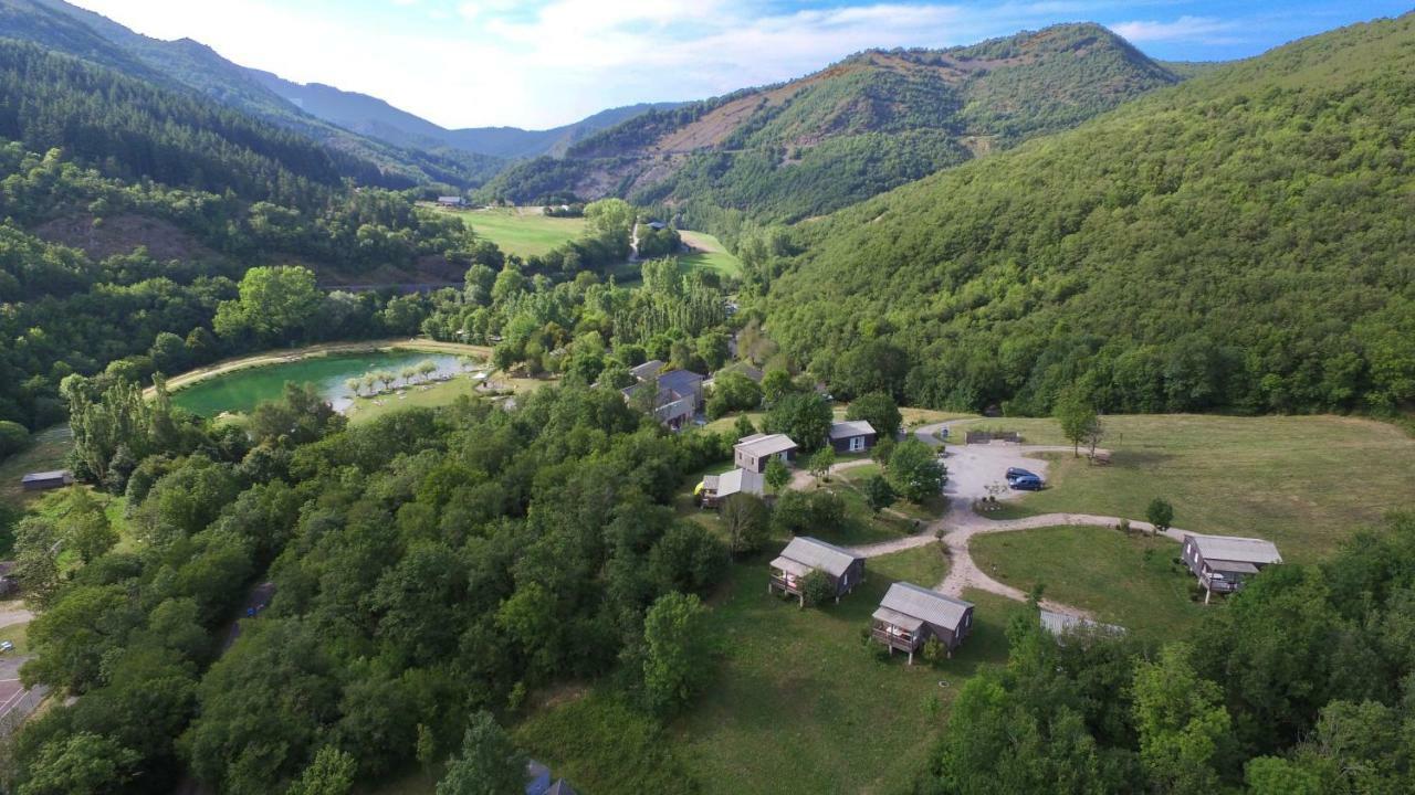 VVF Villages   Le Sud Aveyron   Brusque Extérieur photo