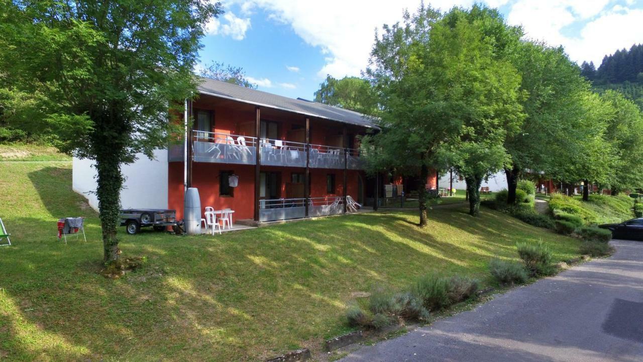 VVF Villages   Le Sud Aveyron   Brusque Extérieur photo